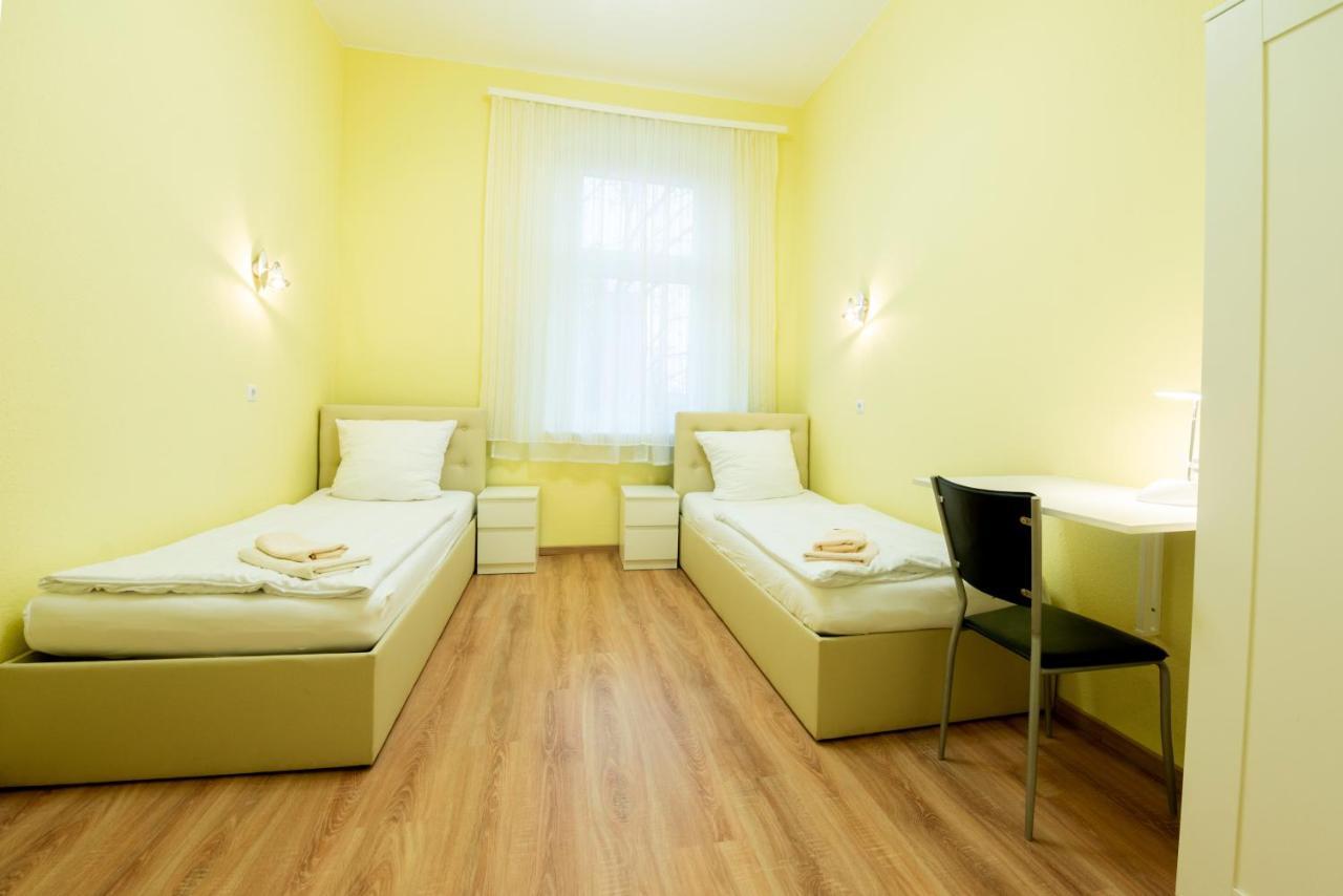 Hotel Pension Dahlem Берлин Экстерьер фото