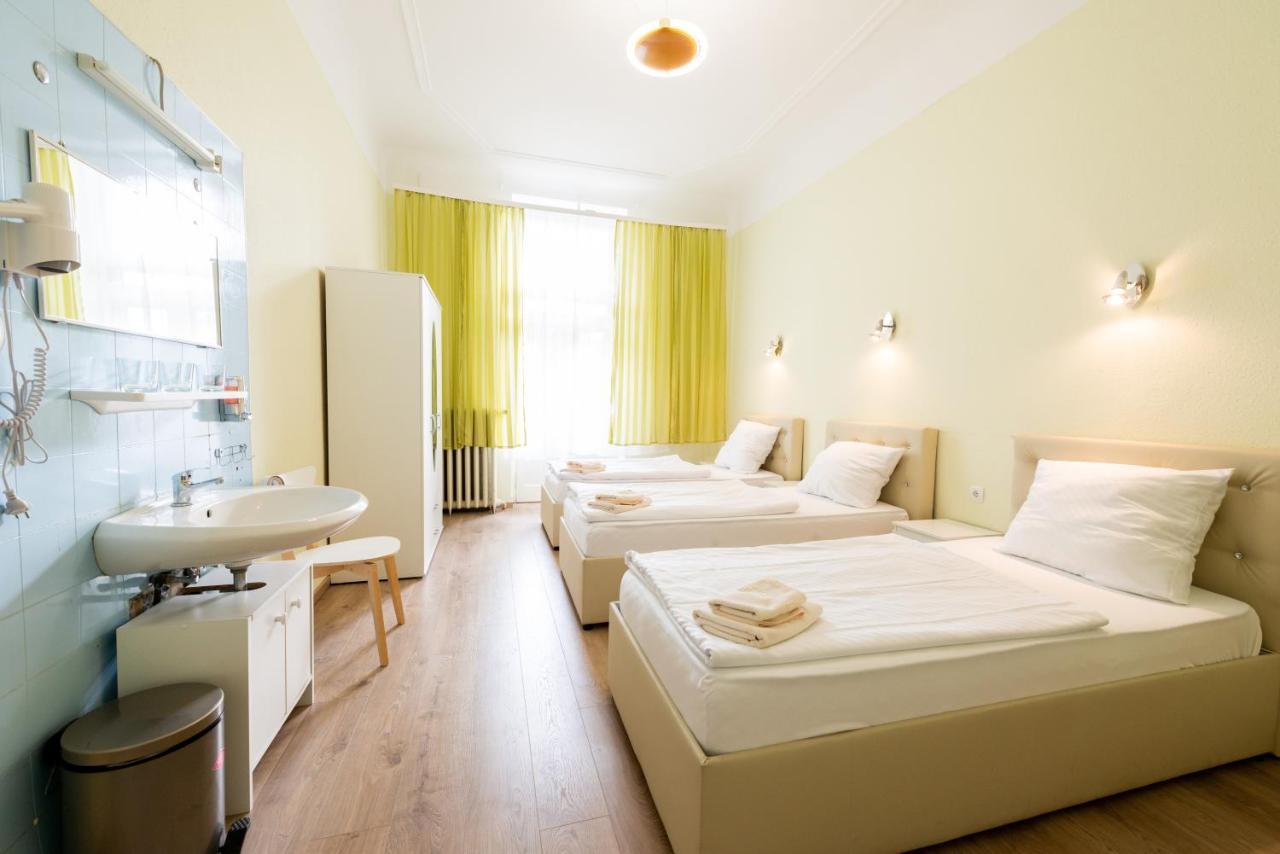 Hotel Pension Dahlem Берлин Экстерьер фото