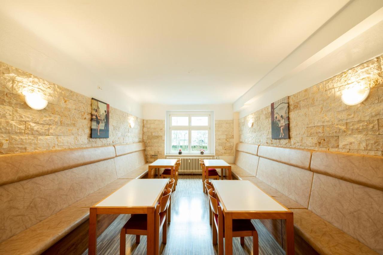 Hotel Pension Dahlem Берлин Экстерьер фото